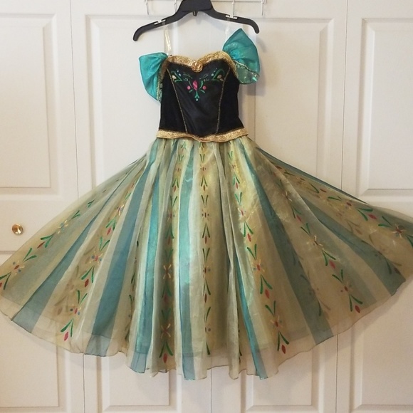 Disney Other - Anna Coronation Gown